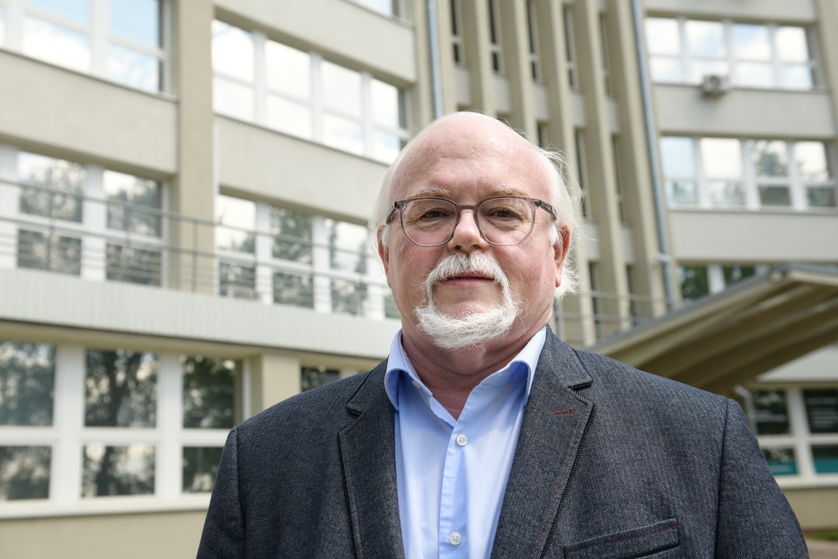 Prof. Egbert Piasecki z Instytutu Immunologii i Terapii Doświadczalnej PAN