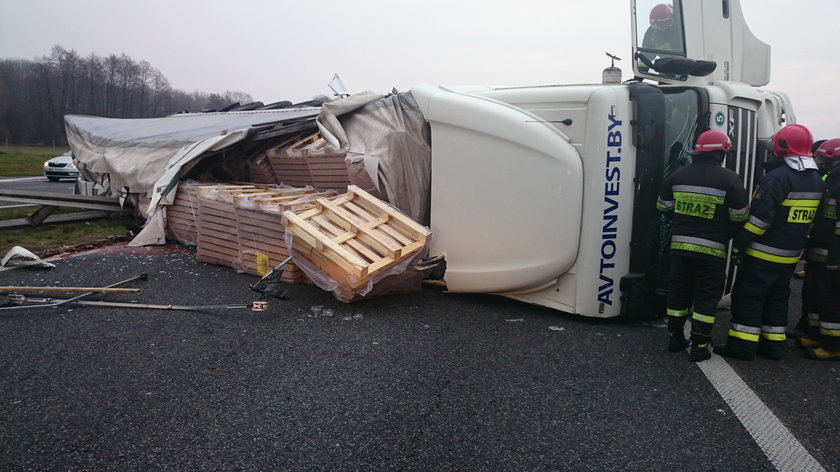 Wypadek na autostradzie A4 pod Brzegiem