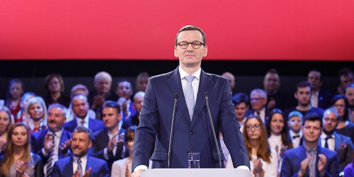 Premier Morawiecki nie szczędzi ciepłych słów ekipie Zjednoczonej Prawicy i prezesowi Kaczyńskiemu