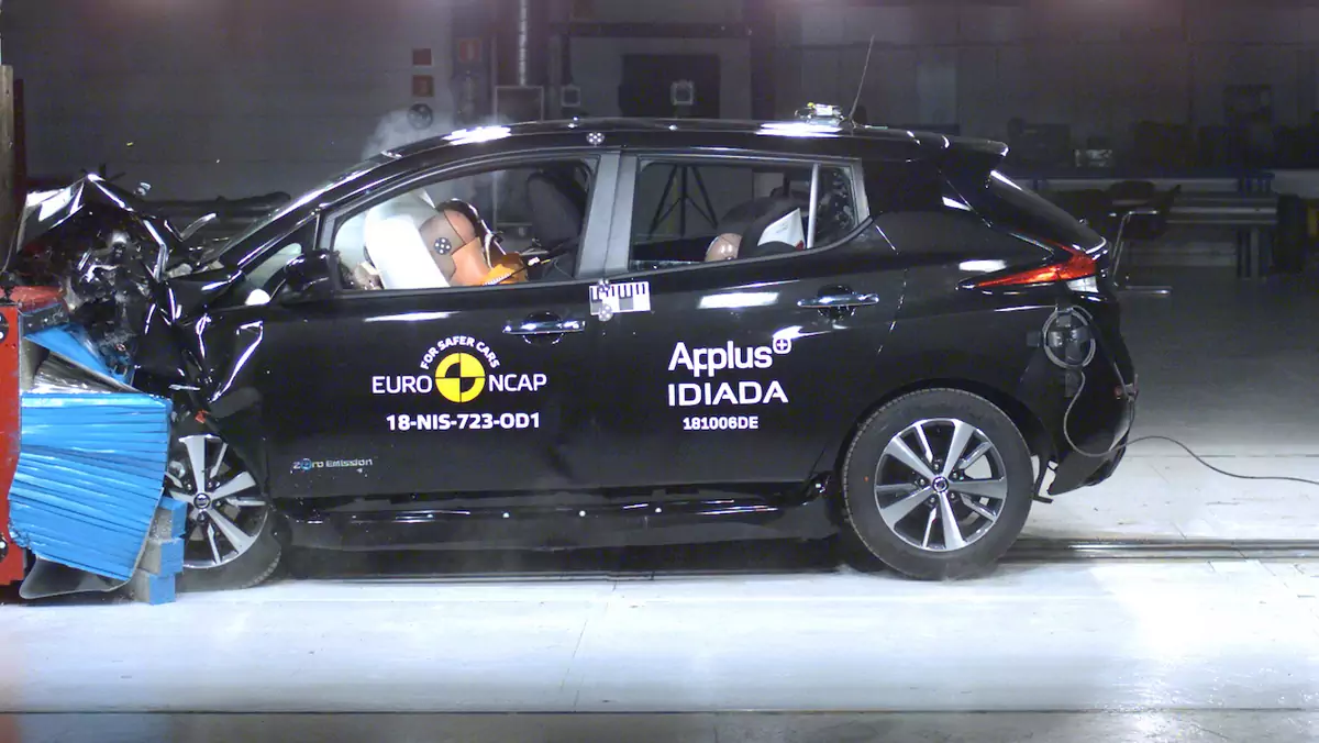 Nissan Leaf crash-test