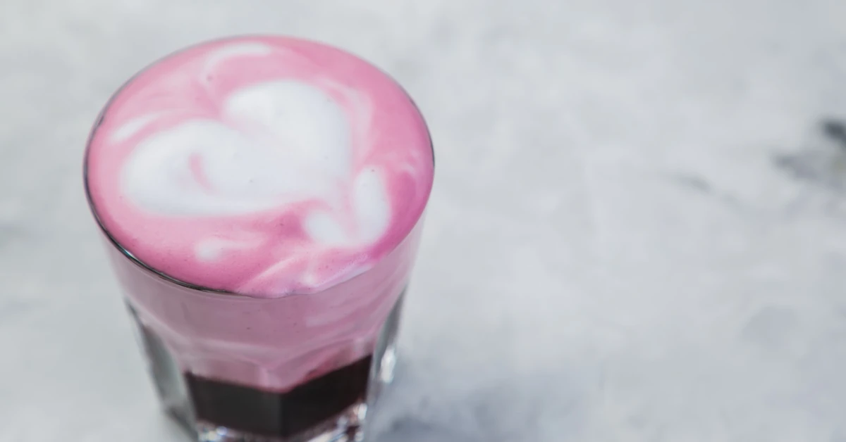 Co pić rano zamiast kawy? Sportowcy znają ten sekret od lat. Naturalny booster działa lepiej niż espresso