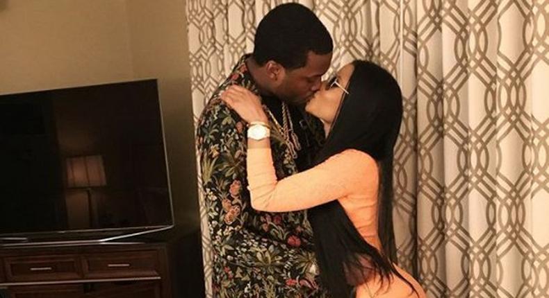 Meek Mill, Nicki Minaj in loved up photo