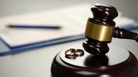 Jak uregulować/zabezpieczyć kontakty z dzieckiem po rozwodzie? Zasady, orzeczenia, praktyczne wskazówki