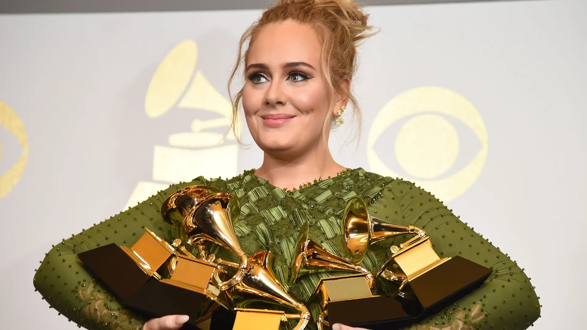 Ta noc należała nie tylko do Adele. Grammy zdobył też Polak