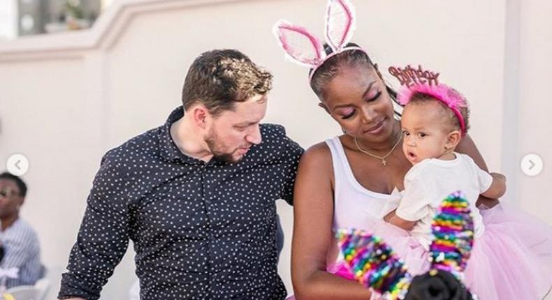 Yvonne Nelson, Jamie Roberts and their daughter