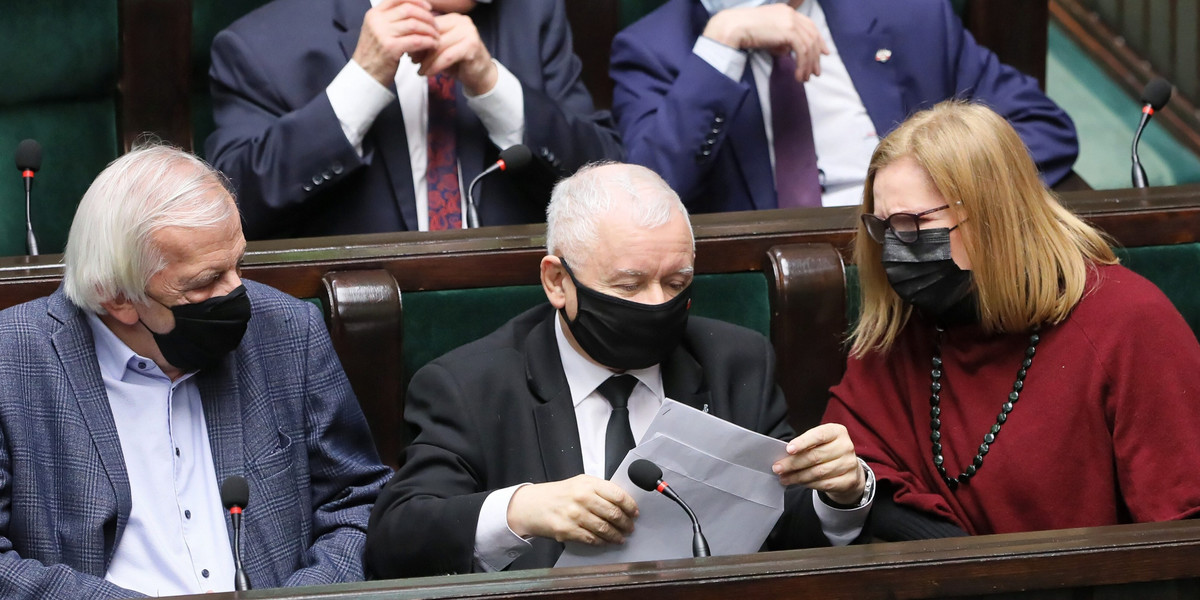 Sejm odrzucił ustawę covidową.