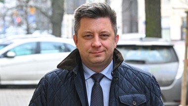 afera mailowa. dworczyk usłyszał zarzuty. "to jest cała tajemnica"