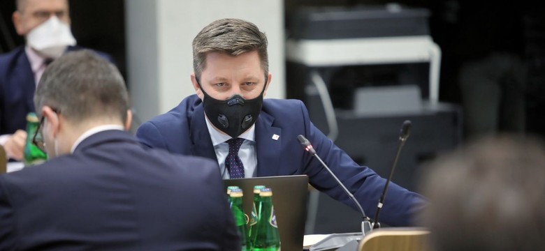 Czy pacjent będzie mógł wybrać szczepionkę na COVID-19? Jest odpowiedź Dworczyka