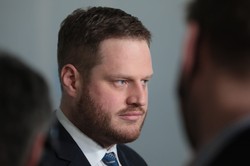 Skąd środki na darmowe autostrady? Cieszyński tłumaczy