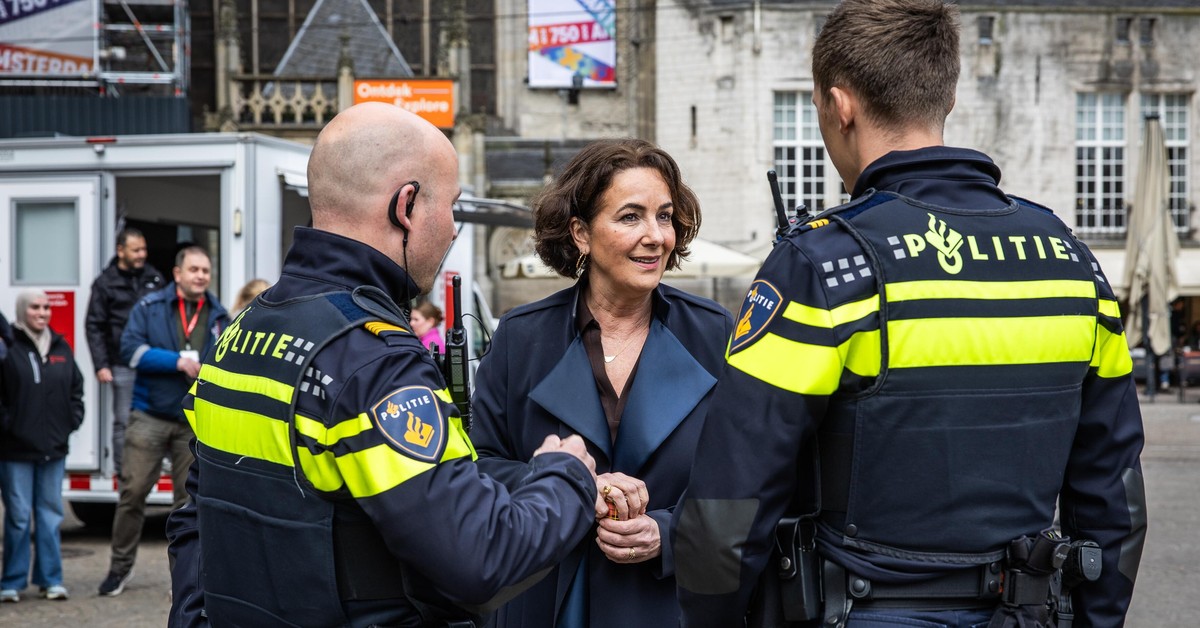 Nożownik z Ukrainy zaatakował w Amsterdamie. Wśród rannych Polak