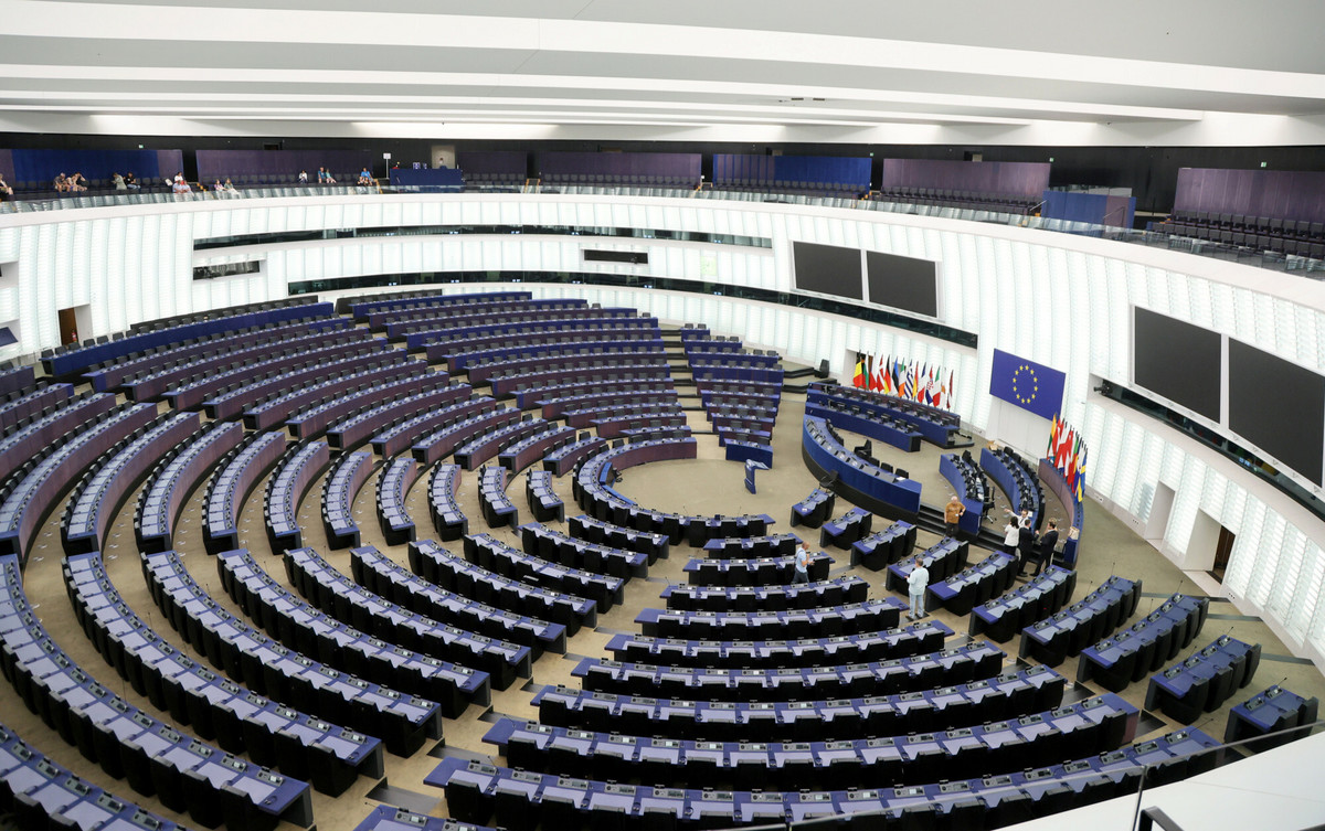 Kluczowa komisja w Parlamencie Europejskim bez Polaków