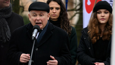 Kim są "aniołki Kaczyńskiego"? Jedna zaliczyła kompromitującą wpadkę