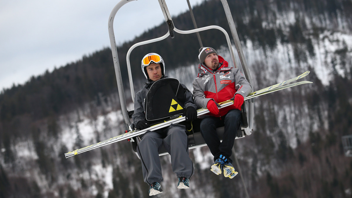 Kamil Stoch został pierwszym polskim skoczkiem narciarskiej w historii, który wygrał zawody Pucharu Świata w Wiśle na obiekcie imienia Adama Małysza. - W końcu się doczekałem, że Polak wygrał na tej skoczni. To wspaniałe - przyznał Adam Małysz, dyrektor-koordytnator ds. skoków narciarskich i kombinacji norweskiej w Polskim Związku Narciarskim.