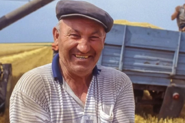 "Moja baba je svakog dana peglala dedi odeću iako je RADIO NA NJIVI: Kada mi je rekla zašto, ZANEMEO SAM"