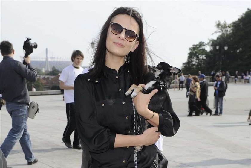 Nowa wokalistka Varius Manx zabiera psa na randki