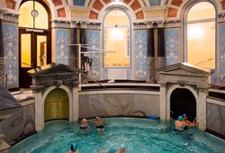 Najpiękniejsze polskie uzdrowiska. Ten QUIZ wcale nie jest łatwy. 10/10 dla rasowych kuracjuszy