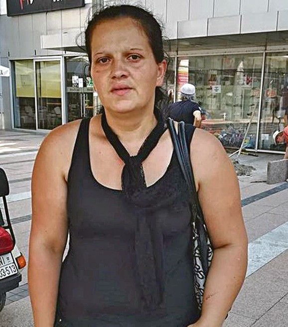 Ostala je sama sa četvoro dece: Slavica Spasojević