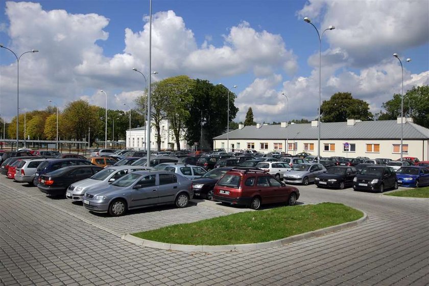 Fabryczny zamkną, a Widzew nie gotowy