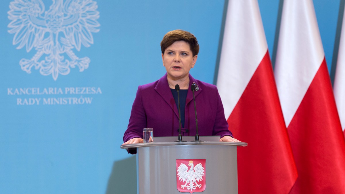 Po zamachach w Brukseli premier Beata Szydło ostro skrytykowała politykę migracyjną kanclerz Angeli Merkel. Czy to początek dyplomatycznej wojny z Berlinem?