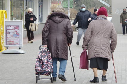 Польські пенсії громадян України. Управління соціального страхування пояснює, як продовжувати отримувати пенсію 