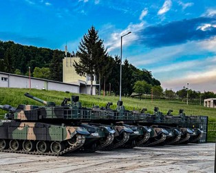 Koty opuściły legowisko. Czołgi K2 ruszyły w świat. Pierwszy raz za granicami kraju