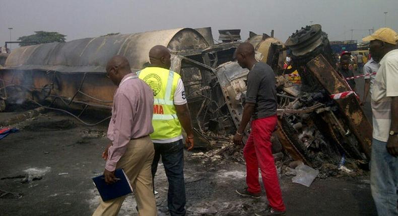 8 died in petrol tankers accident in Kwara. [Straightnews]