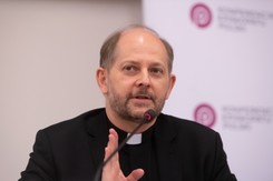 Zmiana limitu obłożeń w kościołach. Rzecznik KEP: Brak narzędzi prawnych