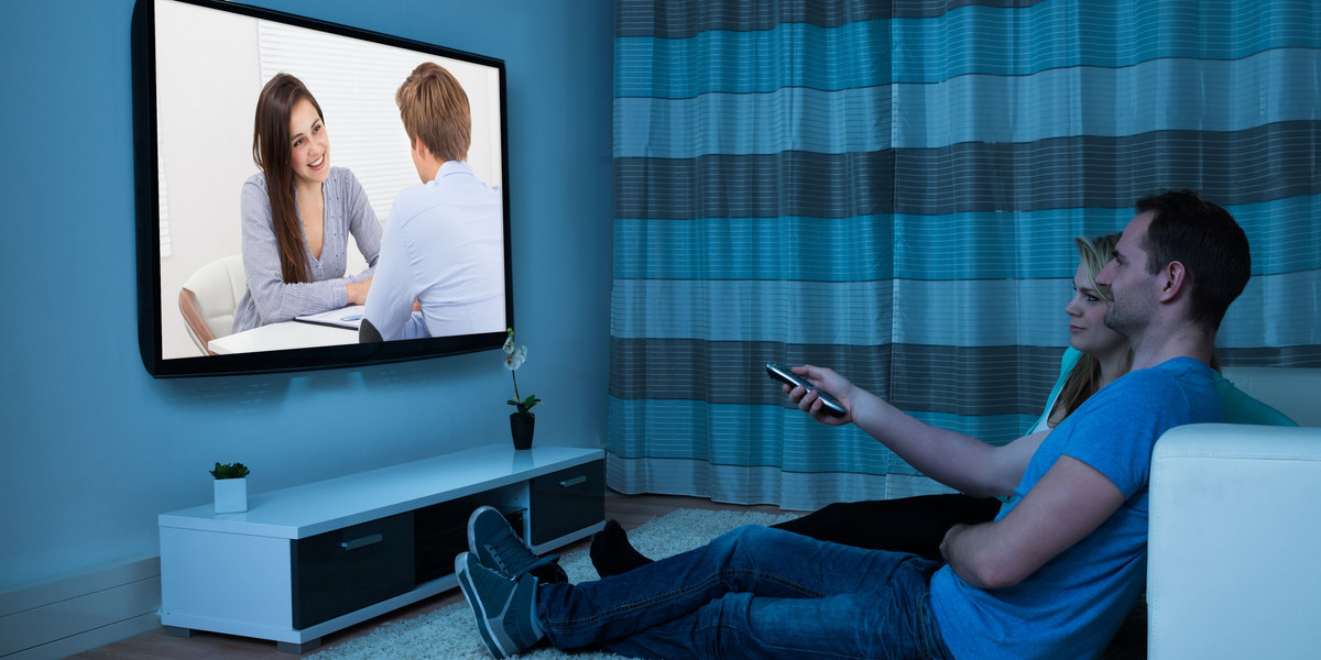 Nie chcesz stracić dostępu do ulubionych kanałów? Lepiej sprawdź, czy twój telewizor będzie działać w nowym standardzie. 