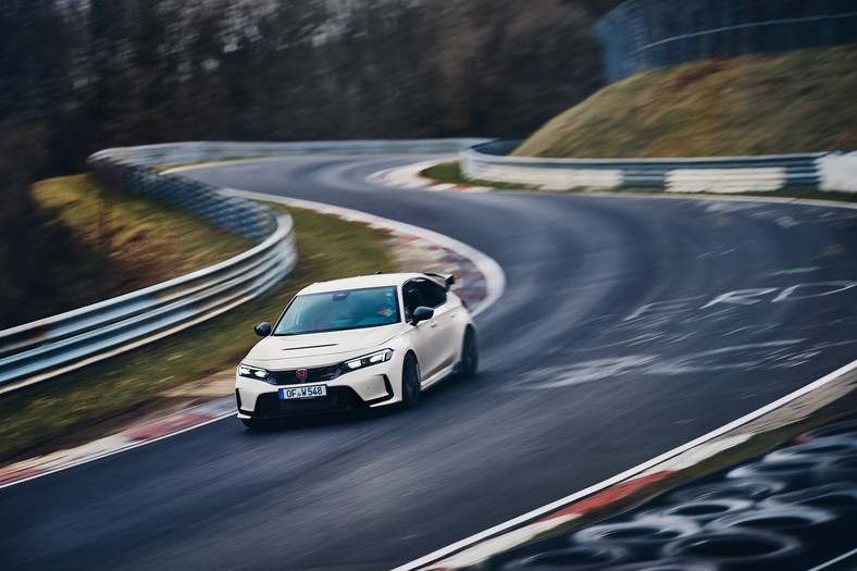 Nowa Honda Civic Type R na torze Nurburgring