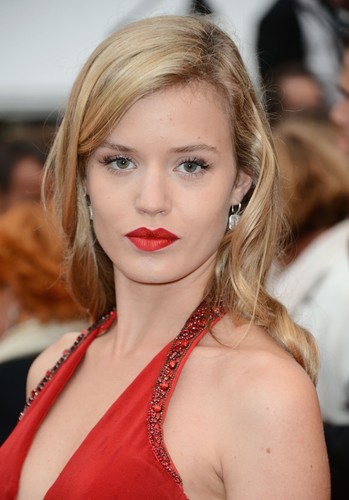 Georgia May Jagger na czerwonym dywanie w Cannes