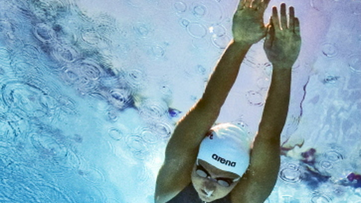 Karolina Szczepaniak zakwalifikowała się do finału na 400 m stylem zmiennym podczas ME w pływaniu na krótkim basenie w Szczecinie. Polka uzyskała 9. wynik w eliminacjach z czasem 4.38,50.