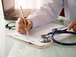 kto zapłaci za koronera? bliski koniec wieloletniego sporu