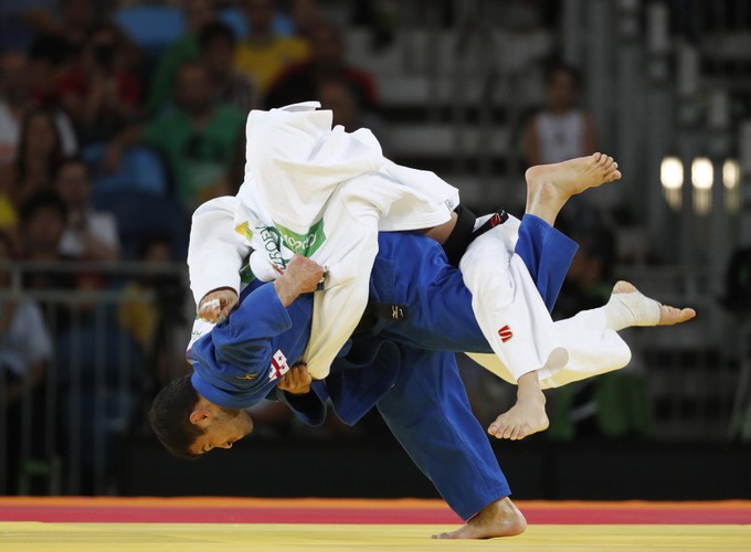 Na tatami w Rio de Janeiro nikt się nie oszczędza. Efektowne rzuty esencją judo