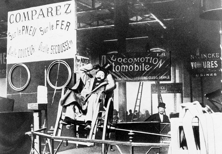 Stoisko Michelin na targach rowerowych w 1895 r.