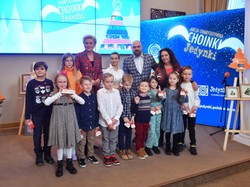 Agata i świąteczna krata: Prezydentowa na "Choinkach Jedynki". FOTO