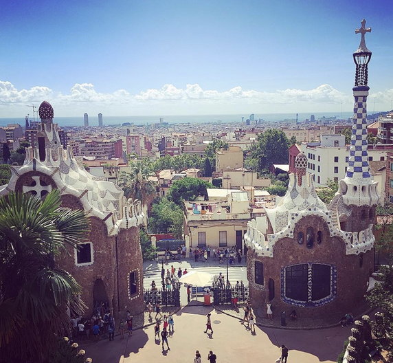 Hiszpania - Barcelona: architektura  Antonio Gaudiego 