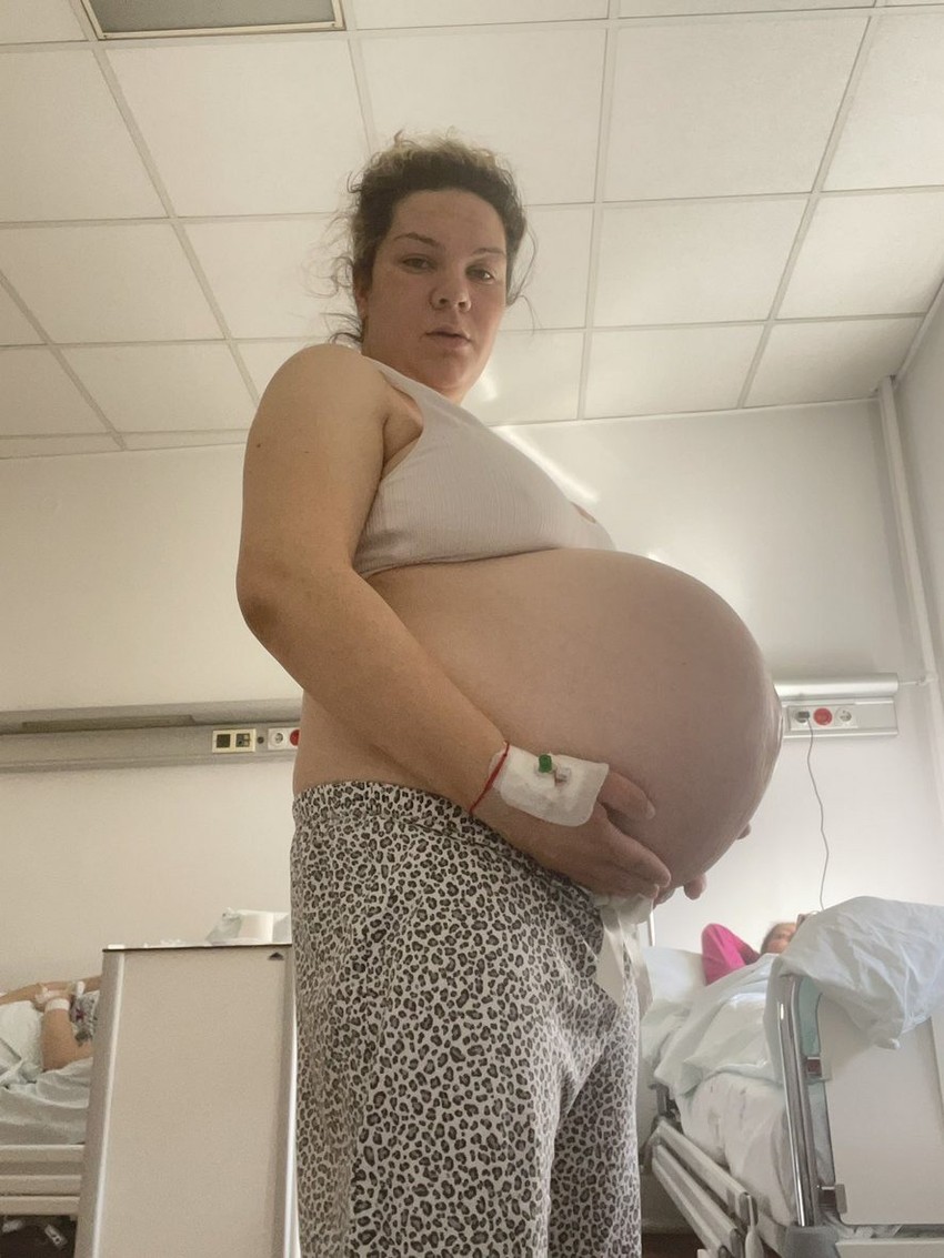 Marija Gaćeša pola sata pred porođaj sa četvorkama