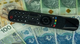 Abonament, kary i nowy podatek. Państwo dokręca śrubę - zapłaci każdy dorosły