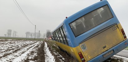 Groźny wypadek koło Kutna. Autobusem jechały dzieci