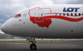 Rolls-Royce zatrzymał polskie dreamlinery. Były poważne problemy z silnikami w samolotach LOT-u
