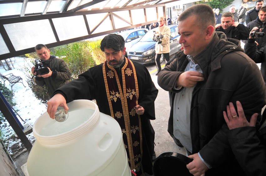 Osveštavanje vodovoda u Novom Sadu