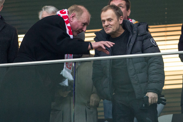 Jan Tomaszewski i Donald Tusk na Stadionie Narodowym.