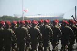 Wielka akcja w Polsce. Ruszyła operacja "Horyzont". 10 tys. żołnierzy przypilnuje torów