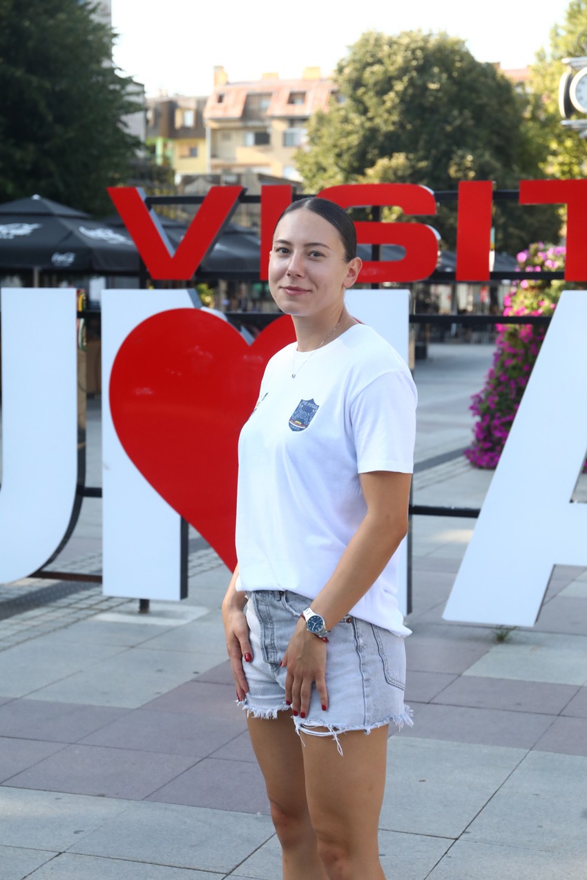 Jelena Vukmirić