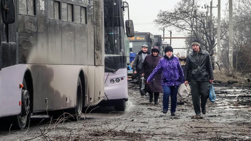 Ukrajna, háború, menekültek, humanitáriánus folyosó, segítség