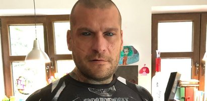 Popek pozwolił 10-letniej córce prowadzić samochód?! „Jedziemy w trasę, tatuś odpoczywa”