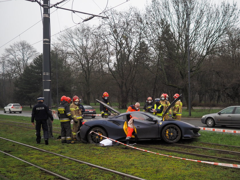 Ferrari na torowisku w Łodzi 