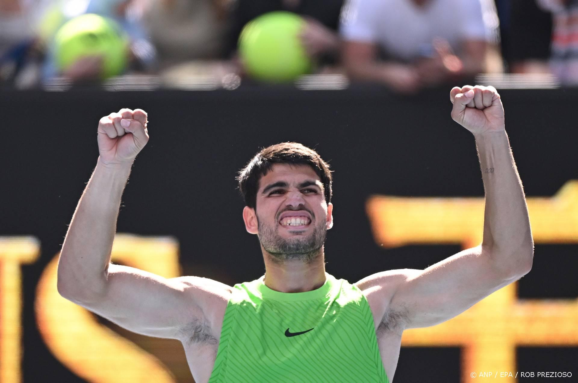 Alcaraz schrijft tennisgeschiedenis in Melbourne en overtreft Borg en Becker