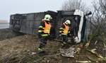 Wypadek szkolnego autobusu. Dziesiątki dzieci rannych