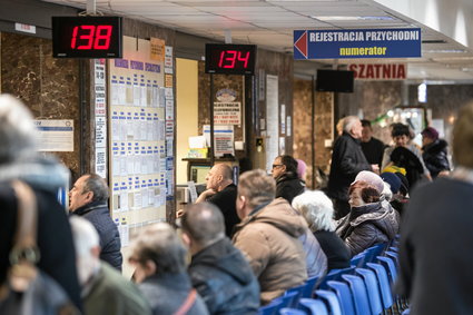 Elektroniczne zwolnienia lekarskie pozwolą monitorować choroby Polaków